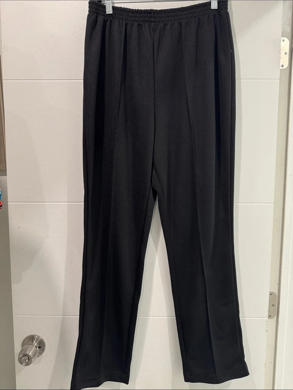 Roaman's Black Women's Pull-On Jogger Pants Style 25-2584-8  ( 100 % polyester